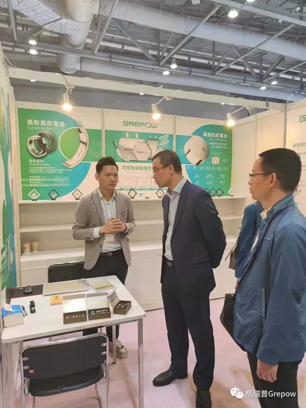 龍華區(qū)工信局蒞臨格瑞普展位 龍華區(qū)工信局蒞臨格瑞普展位