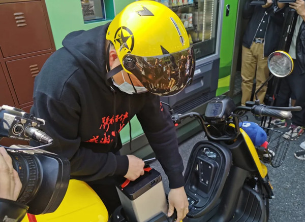 電動(dòng)車(chē)電池