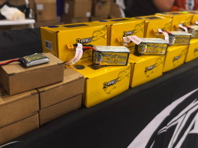 Tattu 無(wú)人機(jī)足球電池